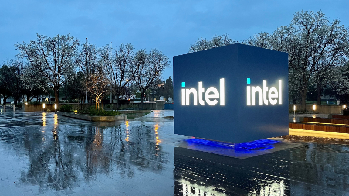 A memóriahiány miatt később érkezhetnek az Intel új processzorai kép