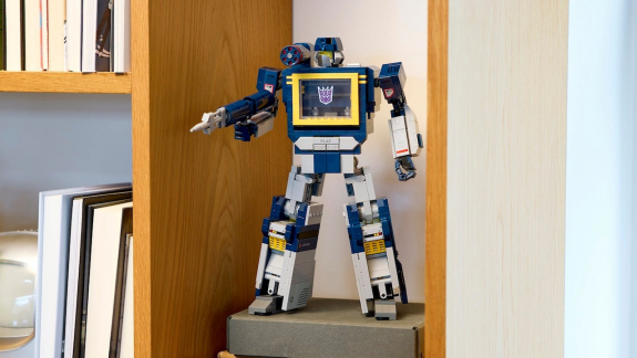 Optimus Prime után Soundwave is saját LEGO szettet kap kép