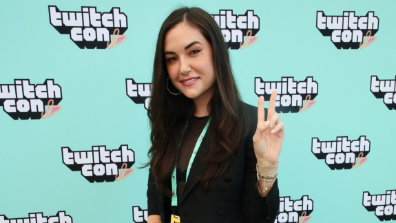 Felnőttfilmes sztár lett a Twitch kedvenc DOOM streamere kép
