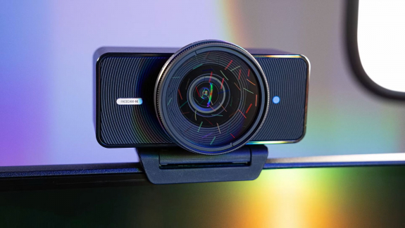 Megjött az Elgato cserélhető lencsés Facecamje kép