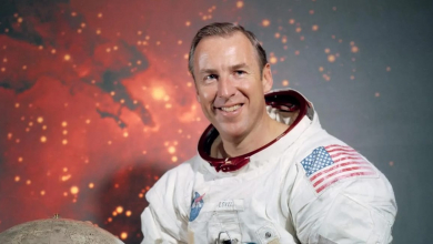 Elhunyt Jim Lovell, az Apollo 13 legendás parancsnoka kép