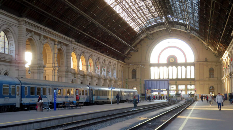 Hétfőtől egy hónapra bezárják a Keleti pályaudvart kép