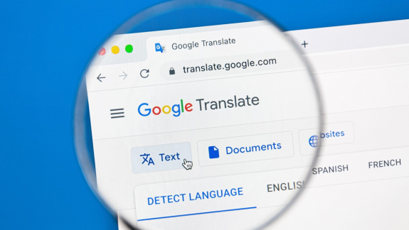 A Google Fordító már internet nélkül is képes élőben fordítani,de azért van pár megkötés kép