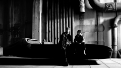 A Star Wars: Starfighter forgatásán járó Tom Cruise felkapta a kamerát, és leforgatott egy fénykardpárbajt kép