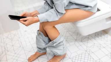 Csak akkor lehet kitörölni a pekingi nyilvános wc-ben, ha megnézel egy reklámot kép