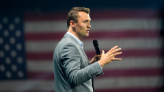Elfogták Charlie Kirk gyilkosát, aki Helldivers 2 kombót vésett az egyik töltényre kép