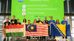 Magyar gimnazisták szereztek bronzérmet a világ egyik legrangosabb robotépítő versenyén kép