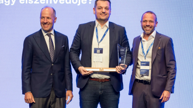 Egerszegi Krisztián kapta a Gyurós Tibor-díjat 2025-ben kép
