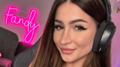 Egy streamer élőben szülte meg a gyermekét, mert... hát miért is ne kép