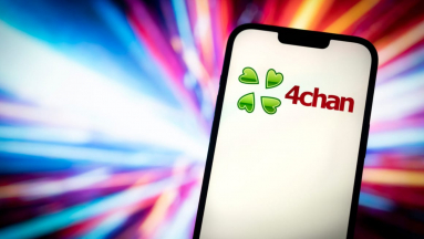 A brit Ofcom súlyos bírságot szabott ki a 4Chan üzemeltetőjére kép