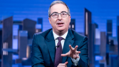 John Oliver élesen kritizálta Bari Weiss kinevezését a CBS News élére kép