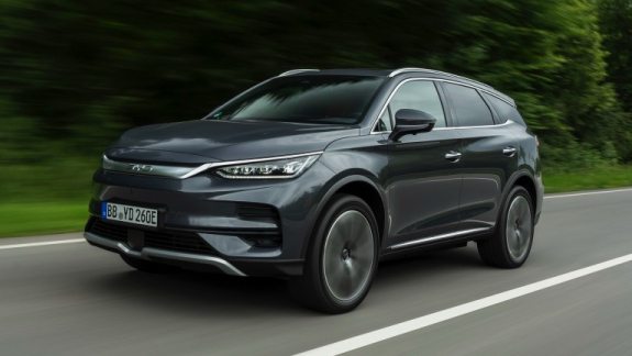 A BYD letarolta a magyar elektromosautó-piacot és legyorsulta a Teslát is kép