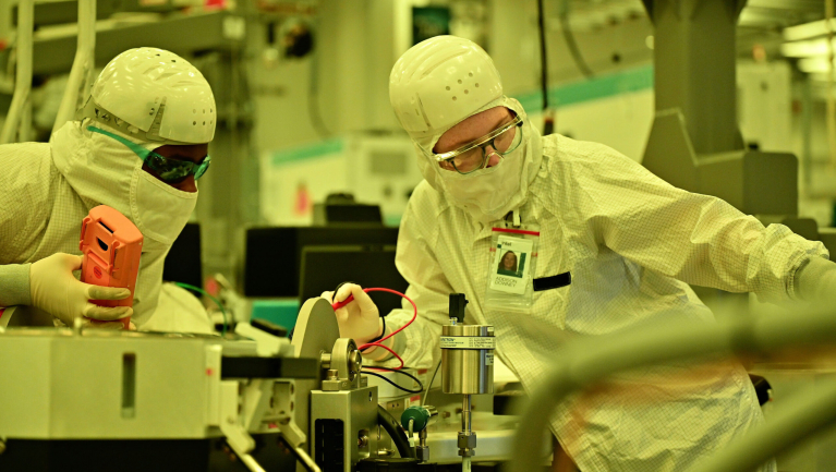 Átpártolna az Intelhez az Apple és az Nvidia is fókuszban