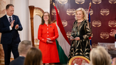 Magyar siker Londonban - Kulcsár Alexandra a vállalati digitalizáció európai véleményvezére díjat kapott kép