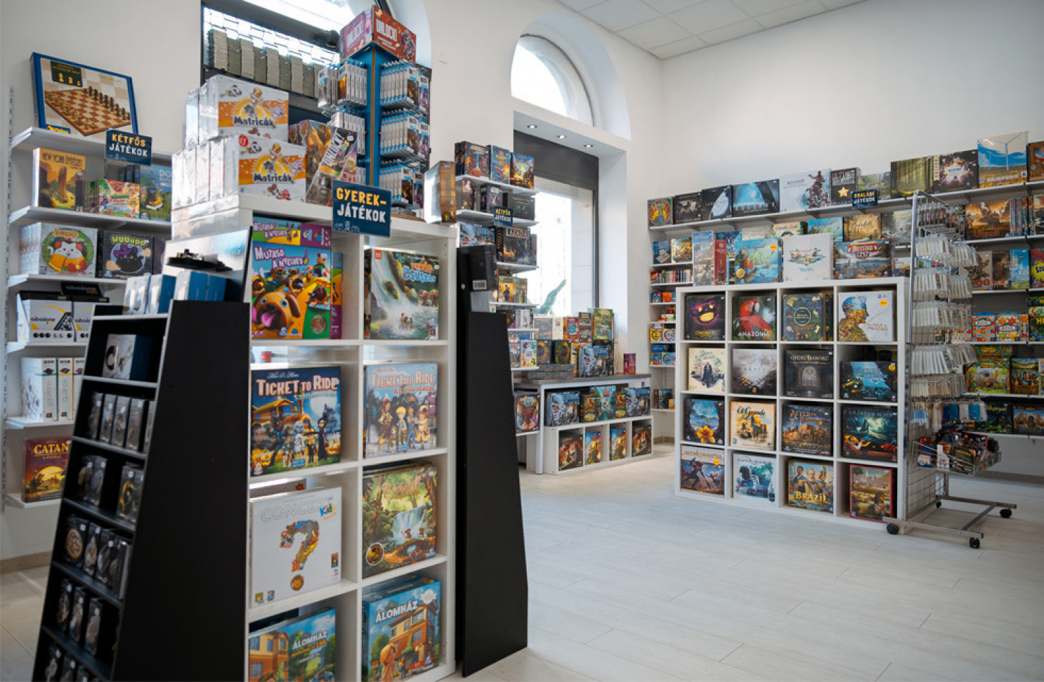 Így néz ki egy igazi (tehát nem kamu!) Gémklub belülről