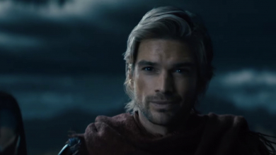 Szexi Cézárral és brutális harcokkal érkezett meg a Spartacus: The House of Ashur első nagy trailere kép