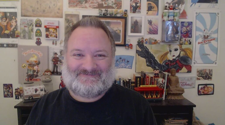 A God of War alkotója magára vonta a népharagot egy ízléstelen viccel, sikerült Xbox-poént csinálnia egy gyászoló posztból bevezetőkép