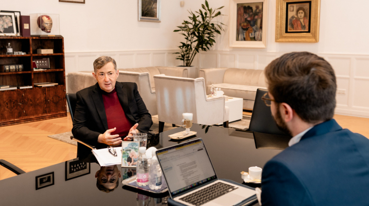 A legfontosabb kérdést eldöntötte Mészáros Lőrinc indexes interjúja: az ország leggazdagabb embere Vasember-rajongó bevezetőkép