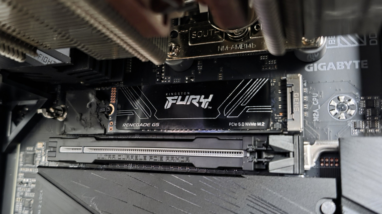 Utólag fizettetett volna többet a memóriáért egy kanadai webshop