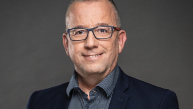 Új igazgató a Schneider Electric dunavecsei okosgyárában kép