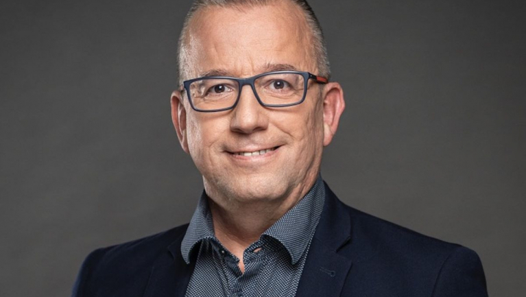 Új igazgató a Schneider Electric dunavecsei okosgyárában kép