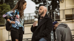 Egy újabb alkotó perli az AMC-t, ezúttal a Fear the Walking Dead showrunnerje várja a csekkjét kép