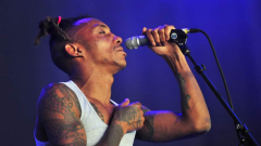 Jövő júniusban Budapesten, az A38-on lép fel a trip-hop egyik úttörője, Tricky kép