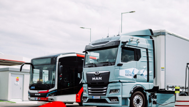 Magyarországra is kiterjedő megawattos töltőhálózat épül 70 millió eurós EU-támogatással kép