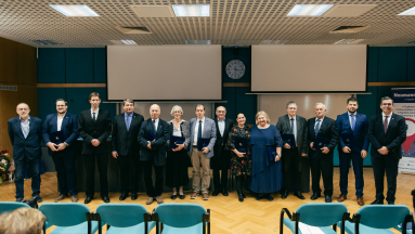 Tizenkét hazai informatikai szakembert és kutatót díjazott a Neumann Társaság kép