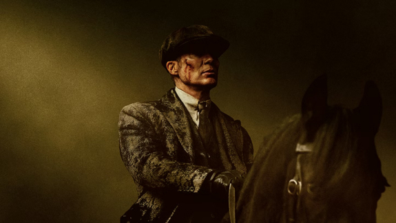 Megvan a Peaky Blinders-film mozis premierjének a dátuma, de két héttel később már Netflixre is felkerül kép