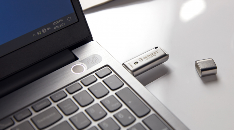 Elkeserítően kevesen gondolnak adataik biztonságára kép