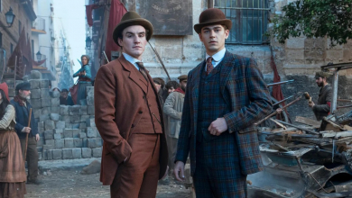 Megérkeztek az első képek Guy Ritchie fiatal Sherlock Holmes sorozatából kép