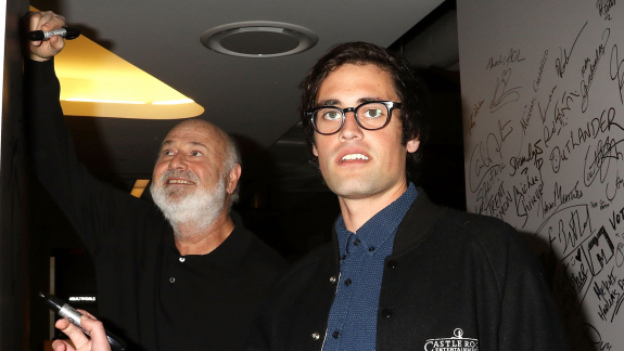 Vádat emeltek Nick Reiner ellen szülei meggyilkolásának ügyében kép