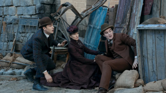 Guy Ritchie újragondolja a legendát a Young Sherlock sorozatban - itt az első trailer kép