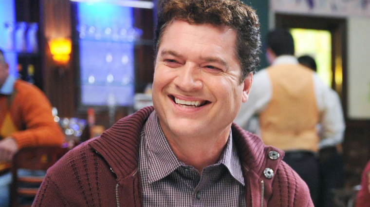 Elhunyt Pat Finn, A semmi közepén színésze bevezetőkép