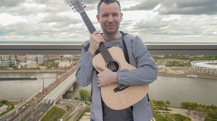 Amikor a Wikipédia visszaszól a művésznek: így oktatta a Wiki szerkesztője a Hiperkarma alapítóját saját szócikke kapcsán bevezetőkép