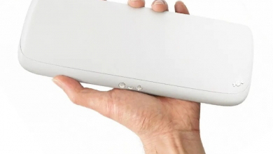 Itt a világ első hajlítható kijelzős kézi konzolja kép