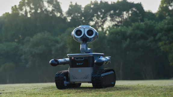 Egy startup megcsinálta a valódi WALL-E robotot kép