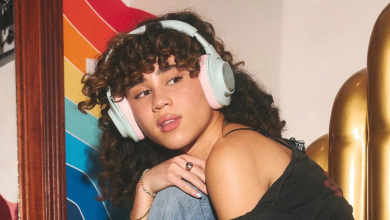 Egy töltéssel akár 100 órát is kibír a Fender első fejhallgatója kép