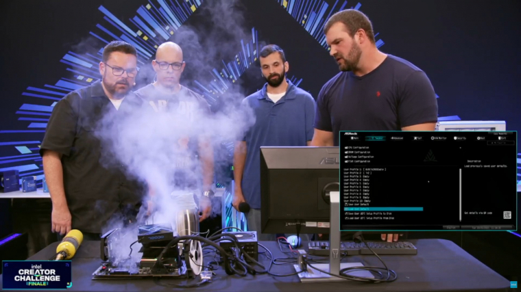 Itt épp 8,2 GHz-et sikerült kifacsarni a Core i9-13900K-ból, köszönhetően a folyékony nitrogén hűtésnek. Legendaként azonban nemcsak emiatt, hanem a brutális fogyasztás és az idővel degradáló lapkák miatt is nevezhető, csak épp nem túl pozitív értelemben