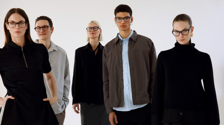 Jön a szemüveg, amely valós időben igazodik viselője látásához kép