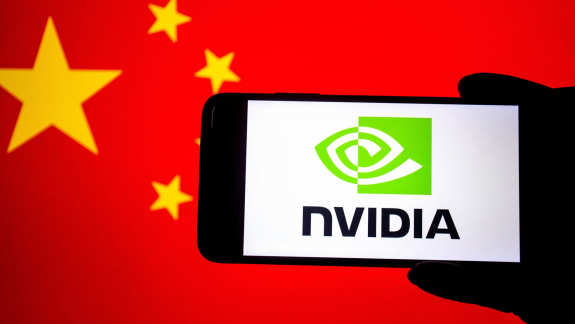 300 millió dollárnyi Nvidia AI-szerver Kínába csempészésével vádolnak egy cégvezetőt kép