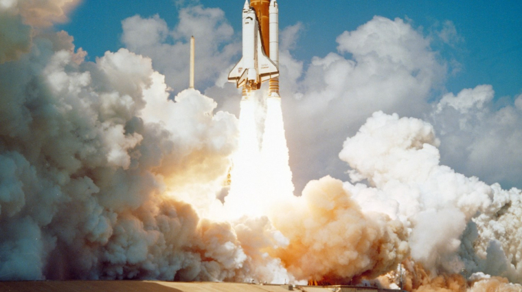 Kína űrinvázióra készül kétszázezer műholddal kép