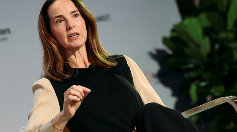 Fenntarthatósági aggályok között 20 milliárdos bevételről mesél az OpenAI pénzügyi vezetője