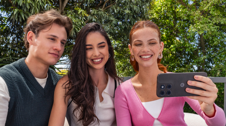 Négy új moto g mobil érkezik, amikre nem hat a RAM-krízis kép