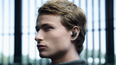 Kompromisszummentes hangzással és továbbfejlesztett zajszűréssel érkezik a Sony új fülhallgatója kép