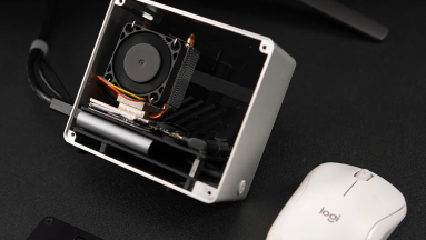 Így lett 30 ezer forintos mini-PC egy törött mobilból fókuszban