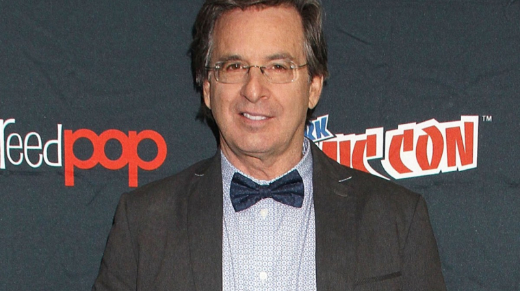 Elhunyt Robert Carradine, A suttyók visszavágnak és a Lizzie McGuire sztárja bevezetőkép