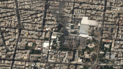 Műholdképeken a pusztítás - súlyosan megrongálódott Hamenei teheráni rezidenciája kép