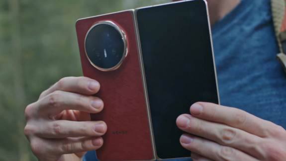 A Honor új hajlíthatós telefonja még az előzőnél és vékonyabb, de nem ez volt az egyetlen meglepetés kép